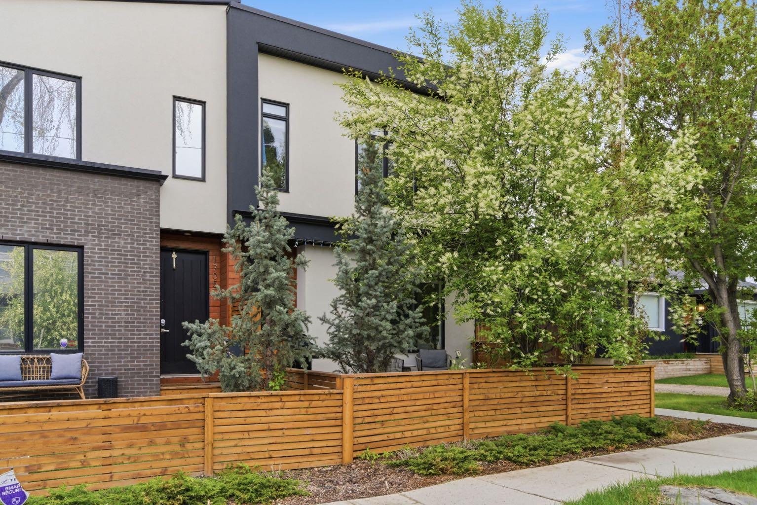 1707 33 Avenue SW 1