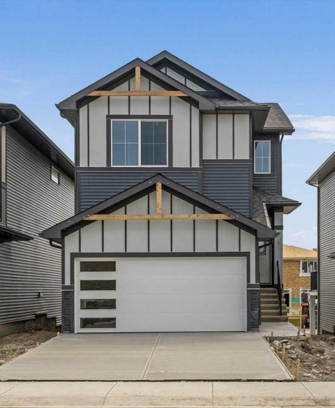 Photo of 8 Topaz Place, Cochrane, AB T4C 3K2 (MLS # A2283082)