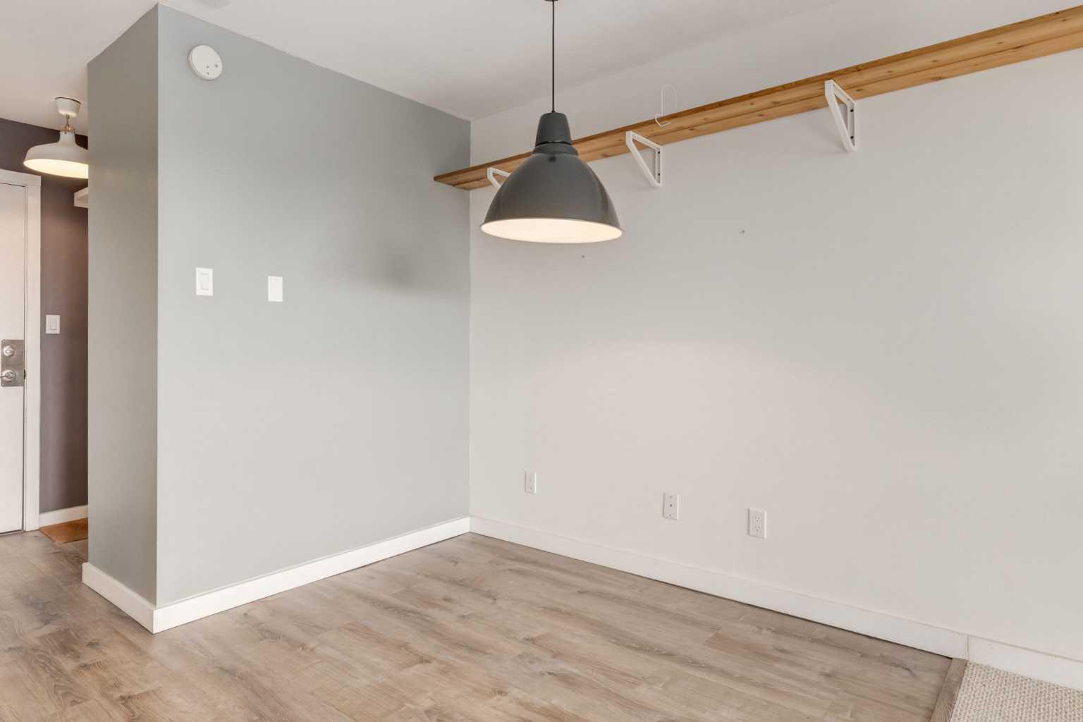 1513 26 Avenue SW 206