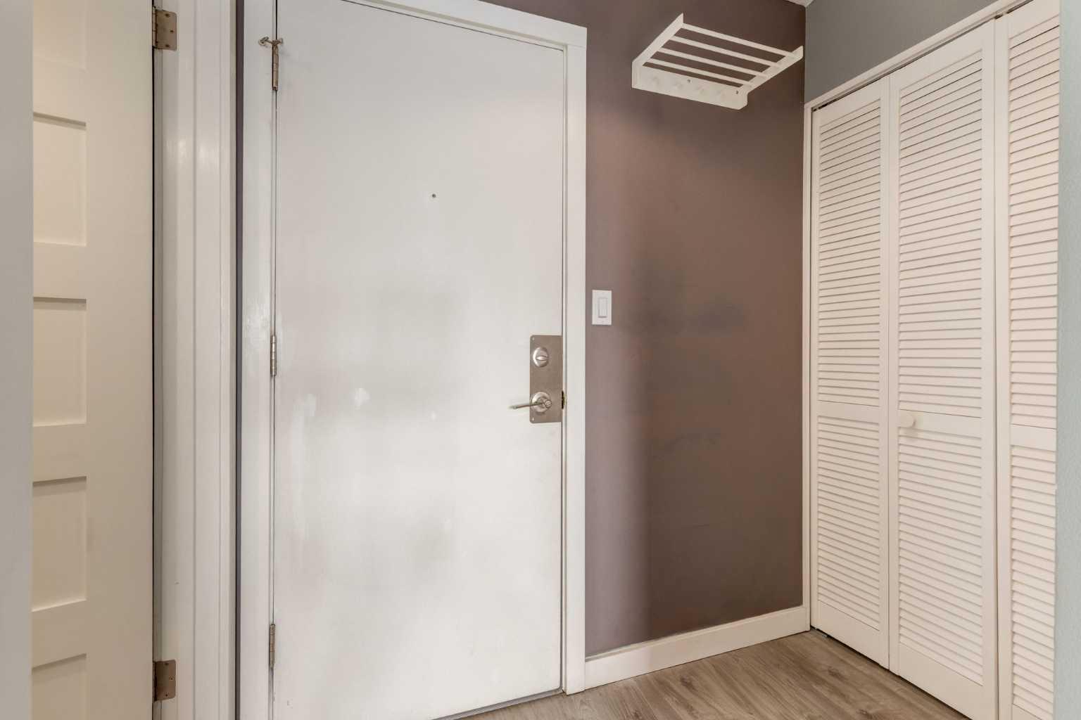 1513 26 Avenue SW 206