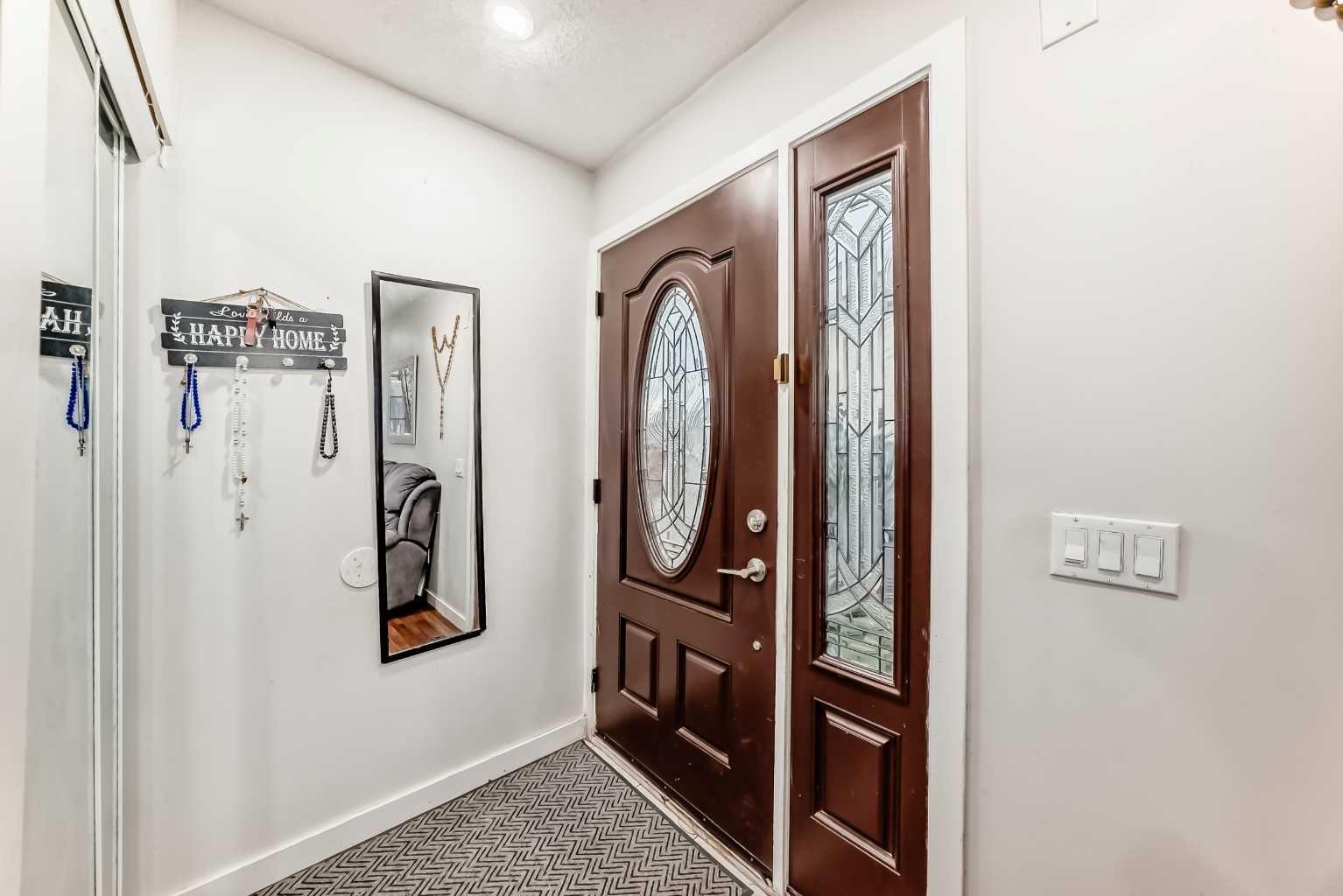 707 Malvern Drive NE