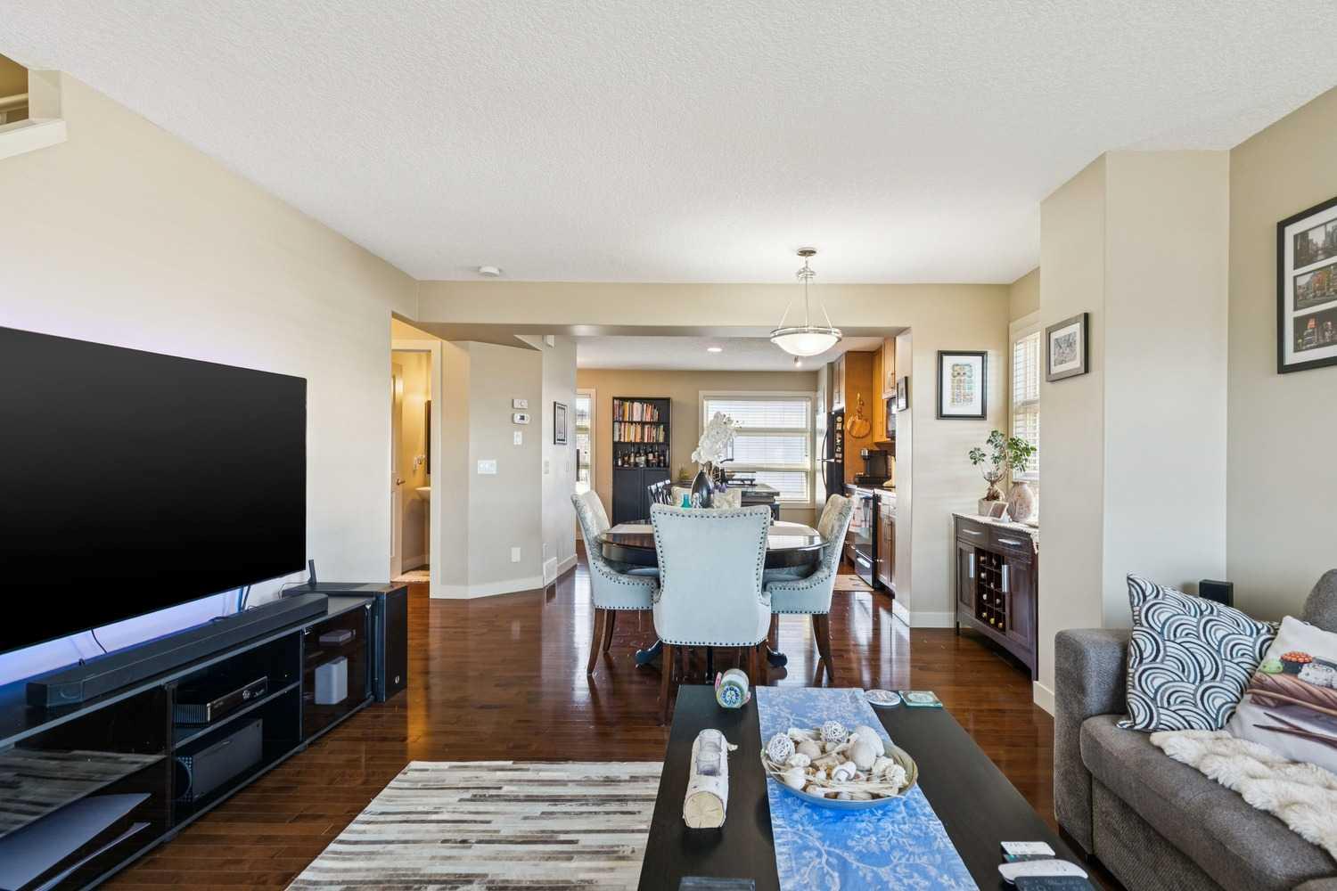 212 Aspen Stone Boulevard SW