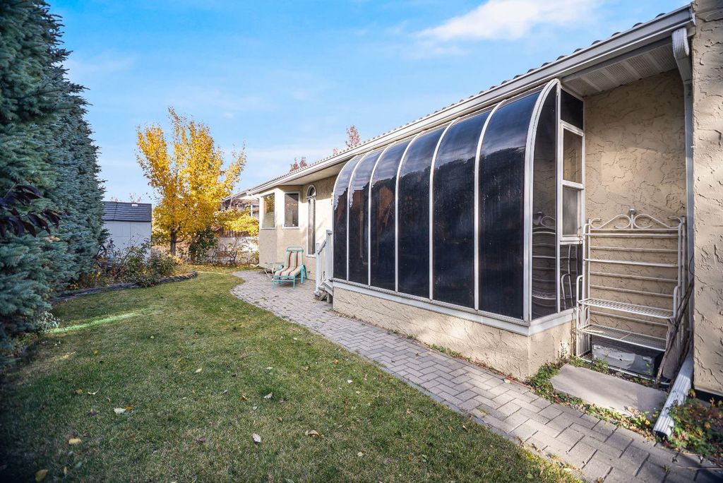 Photo of 607 9 Street SE, High River, AB T1V 1L1 (MLS # A2266531)