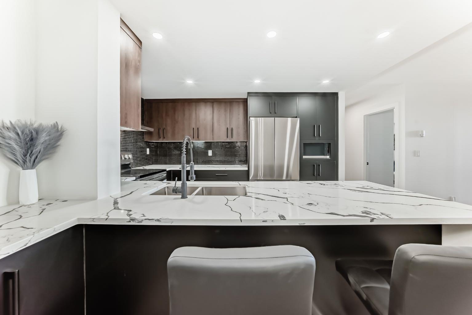 225 25 Avenue SW 1006