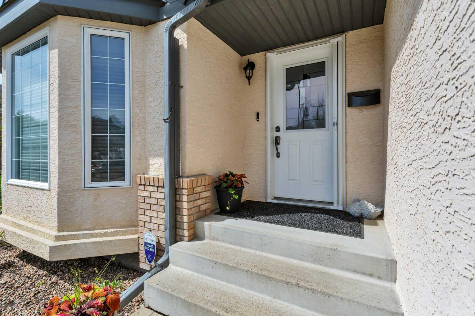 5 Fawn Close