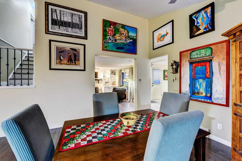 28 HAWKTREE Circle NW