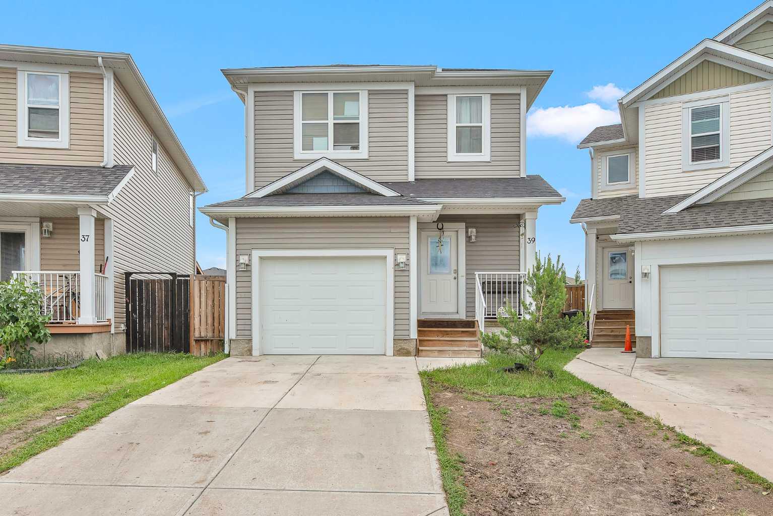 39 Sunrise Crescent NE