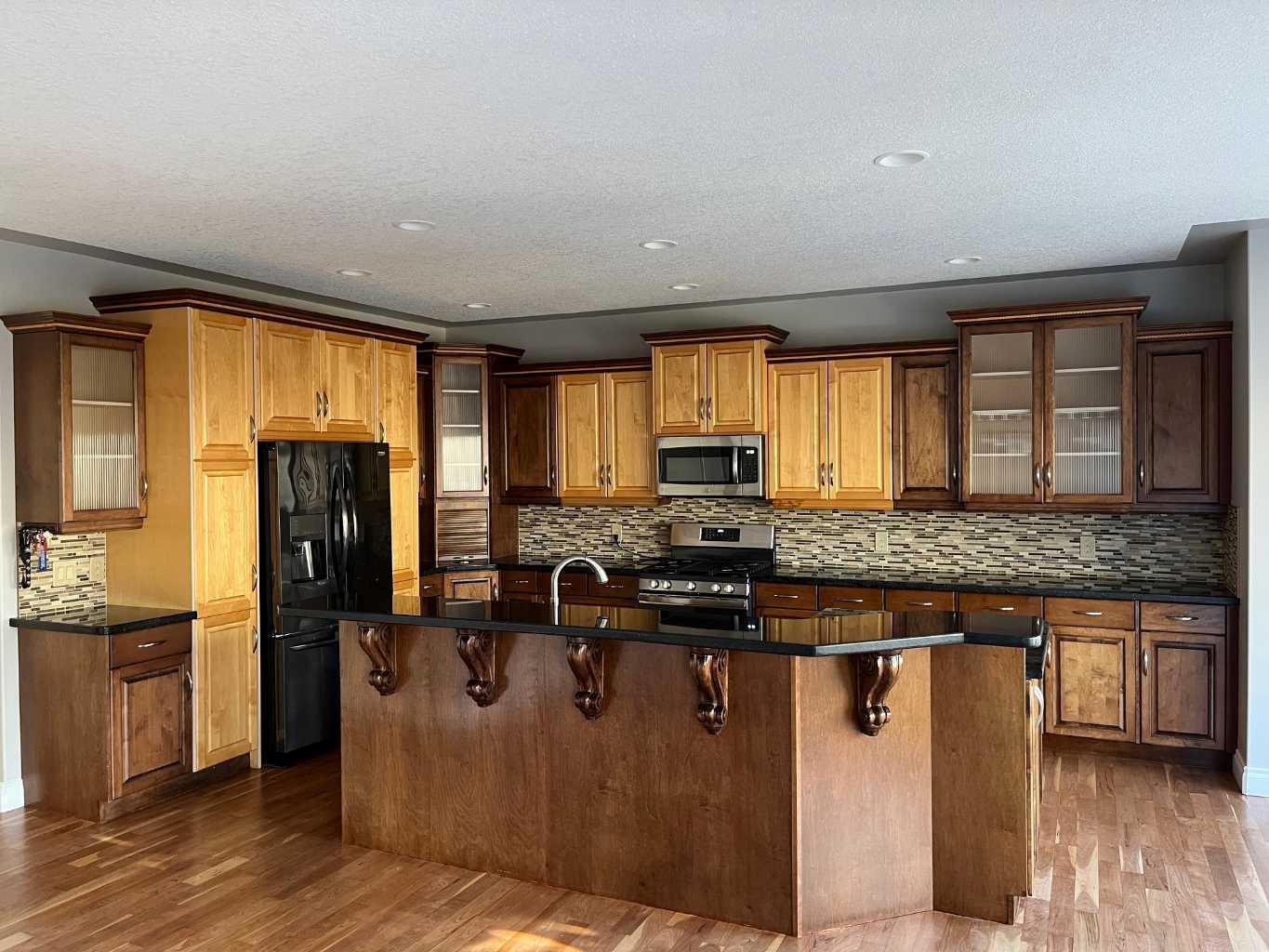 75 Royal Abbey Rise NW