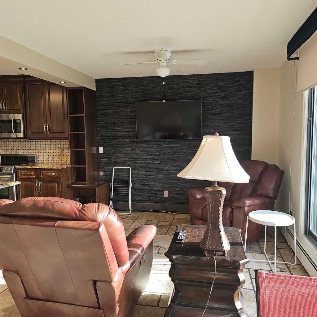 521 57 Avenue SW 410