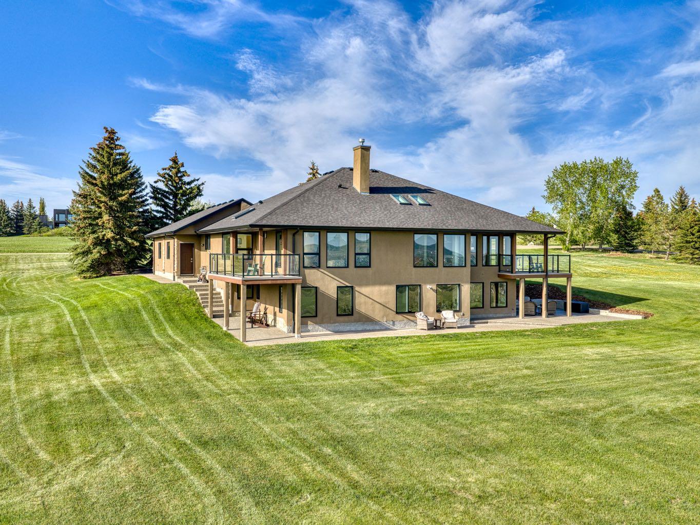 7 Bearspaw Pointe Green