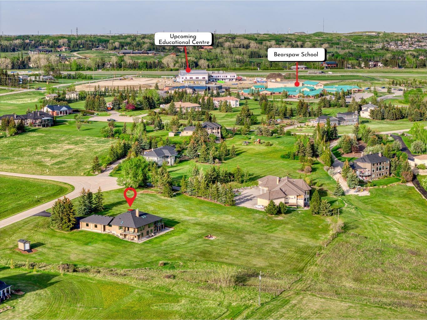 7 Bearspaw Pointe Green