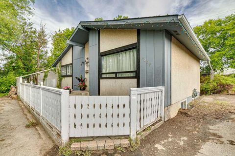 Photo of 2007 Olympia Drive SE, Calgary, AB T2C 1H6 (MLS # A2315695)
