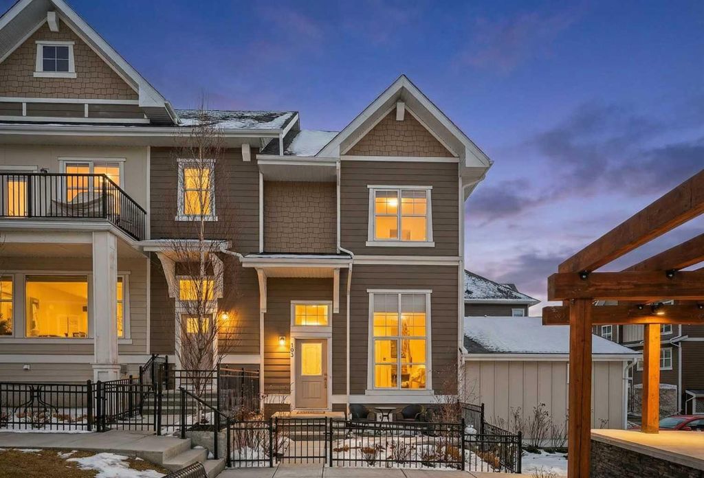 Photo of 103 Cranbrook Walk SE, Calgary, AB T3M 2V5 (MLS # A2291415)