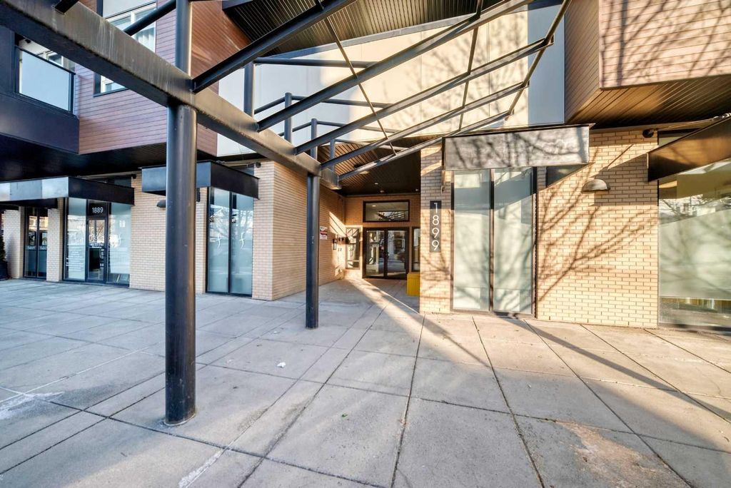 Photo of 1899 45 Street NW #304, Calgary, AB T3B 4S3 (MLS # A2292128)