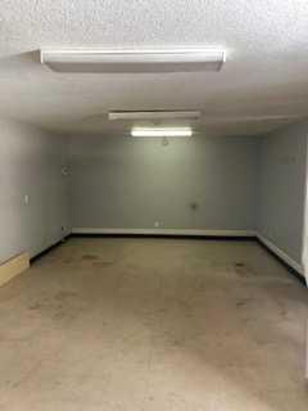 Photo of 4635 Federated Road #Bay 1, Swan Hills, AB T7N 2C0 (MLS # A2293784)