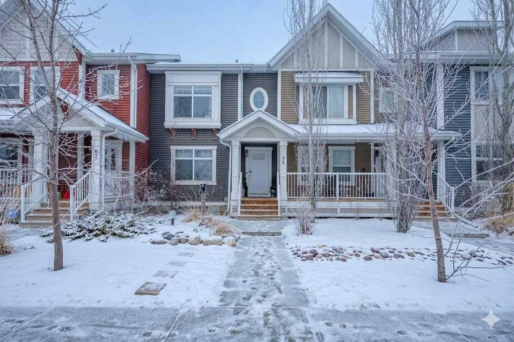 Photo of 71 Sunset Road, Cochrane, AB T4C 0H4 (MLS # A2292861)