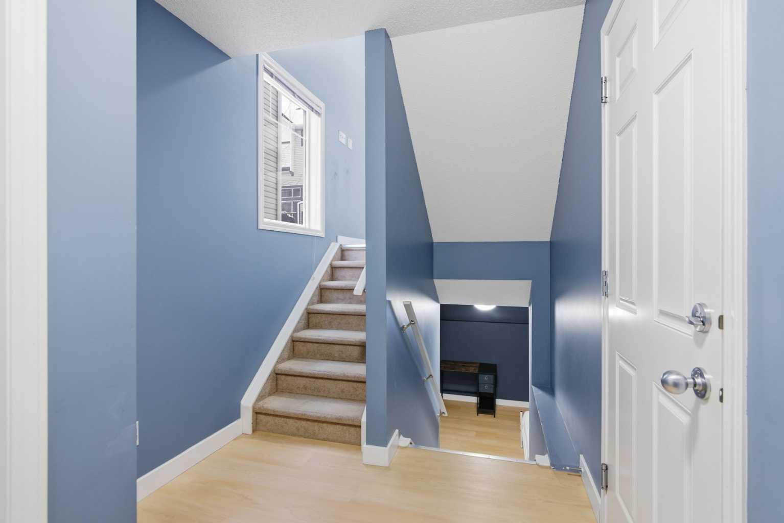 166 Everhollow Heights SW