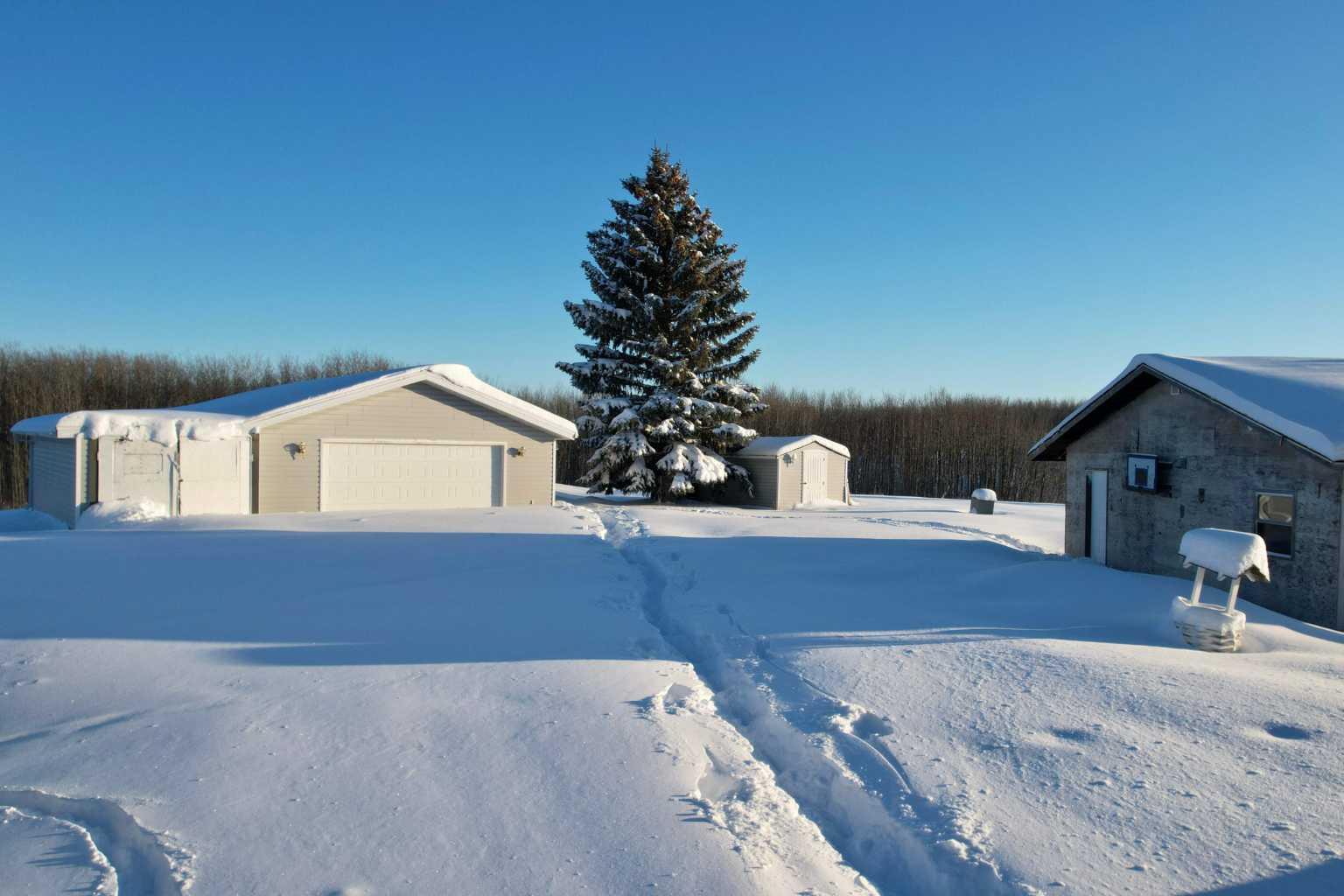 111, 59528 Range Road 55