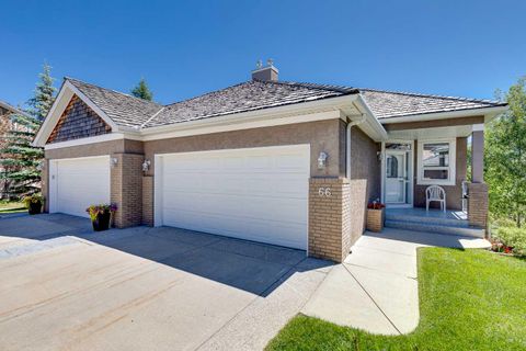 Photo of 66 Royal Manor NW, Calgary, AB T3G 5T6 (MLS # A2328230)