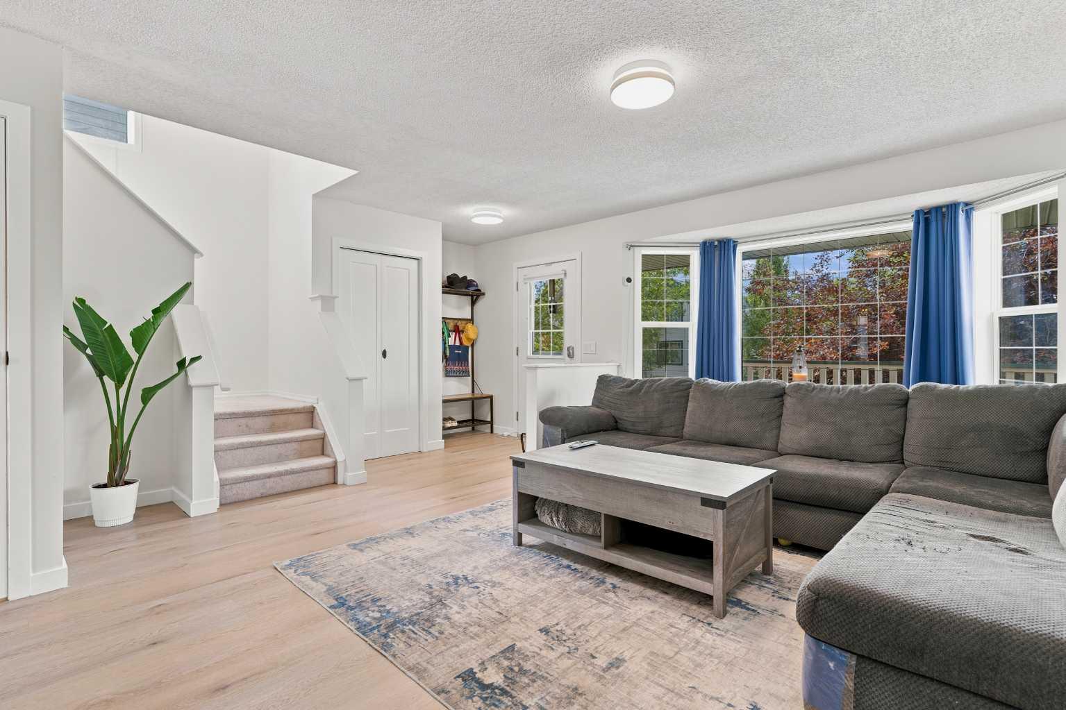61 Mt Aberdeen Circle SE