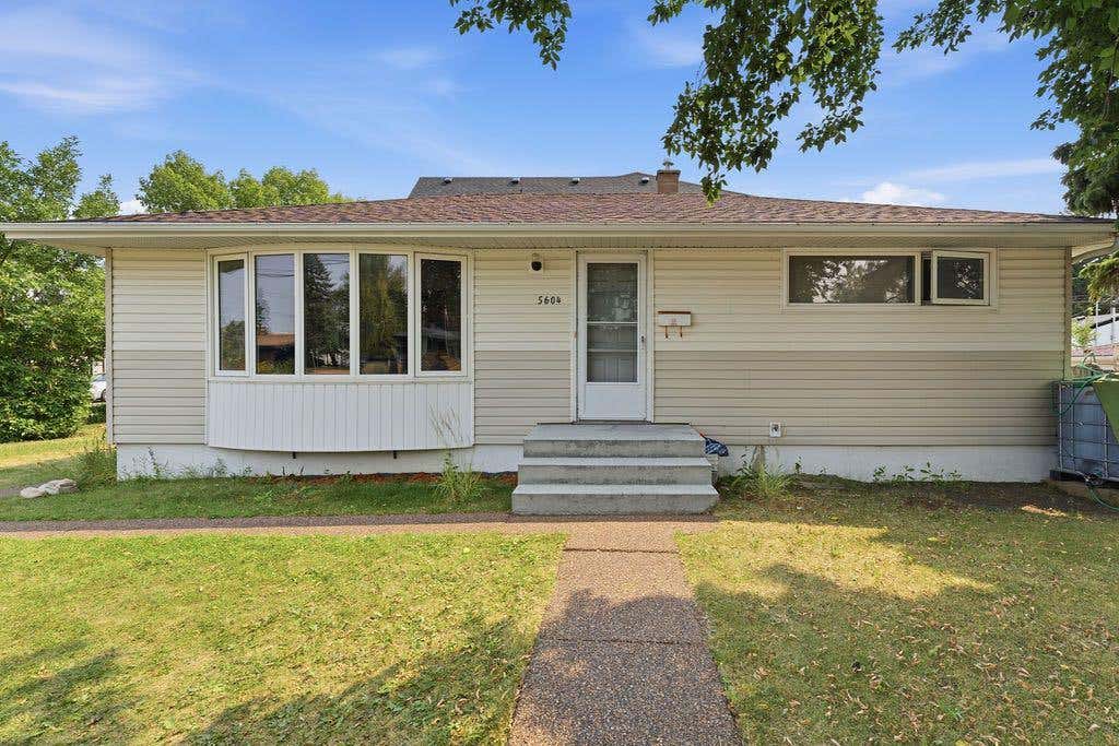 Photo of 5604 21 Street SW, Calgary, AB T3E 1S5 (MLS # A2336065)