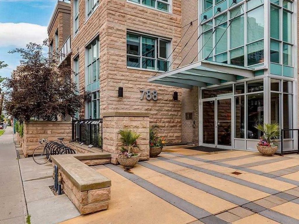 Photo of 788 12 Avenue SW #401, Calgary, AB T2R 0H1 (MLS # A2309526)