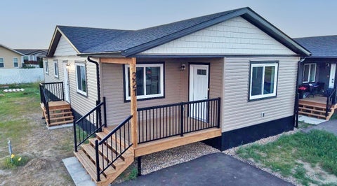 Photo of 321 20 Street E, Brooks, AB T1R 0W9 (MLS # A2347880)