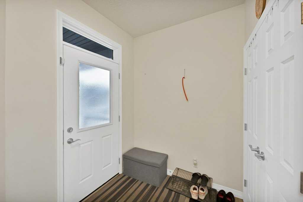 122 Kingfisher Crescent SE