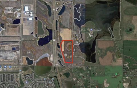 13515 84 Street SE Calgary AB T3S 0A6