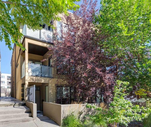 Photo of 1726 27 Avenue SW #2, Calgary, AB T2T 1G8 (MLS # A2347086)