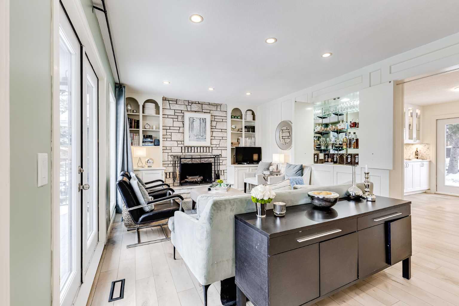 980 Edgemont Road NW