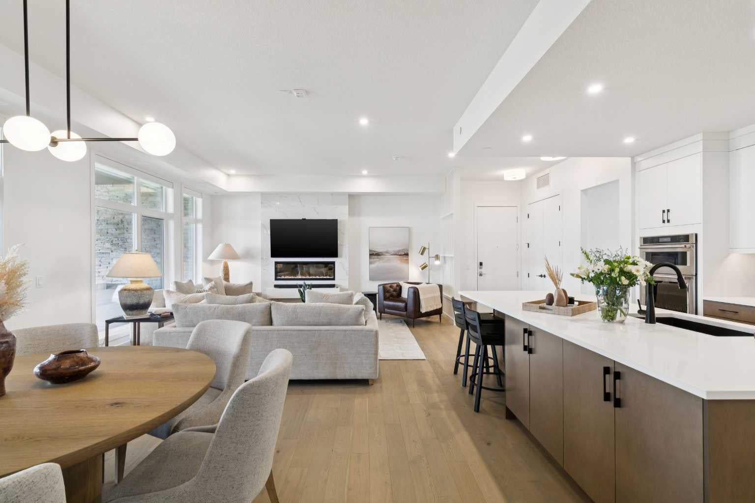120 Marina Cove SE 301