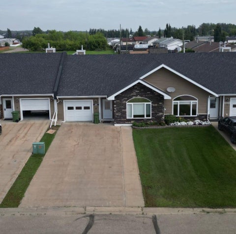 Photo of 10902 100 Ave Unit 4, La Crete, AB T0H 2H0 (MLS # A2332204)