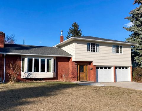 Photo of 4104 Crestview Road SW, Calgary, AB T2T 2L4 (MLS # A2299656)