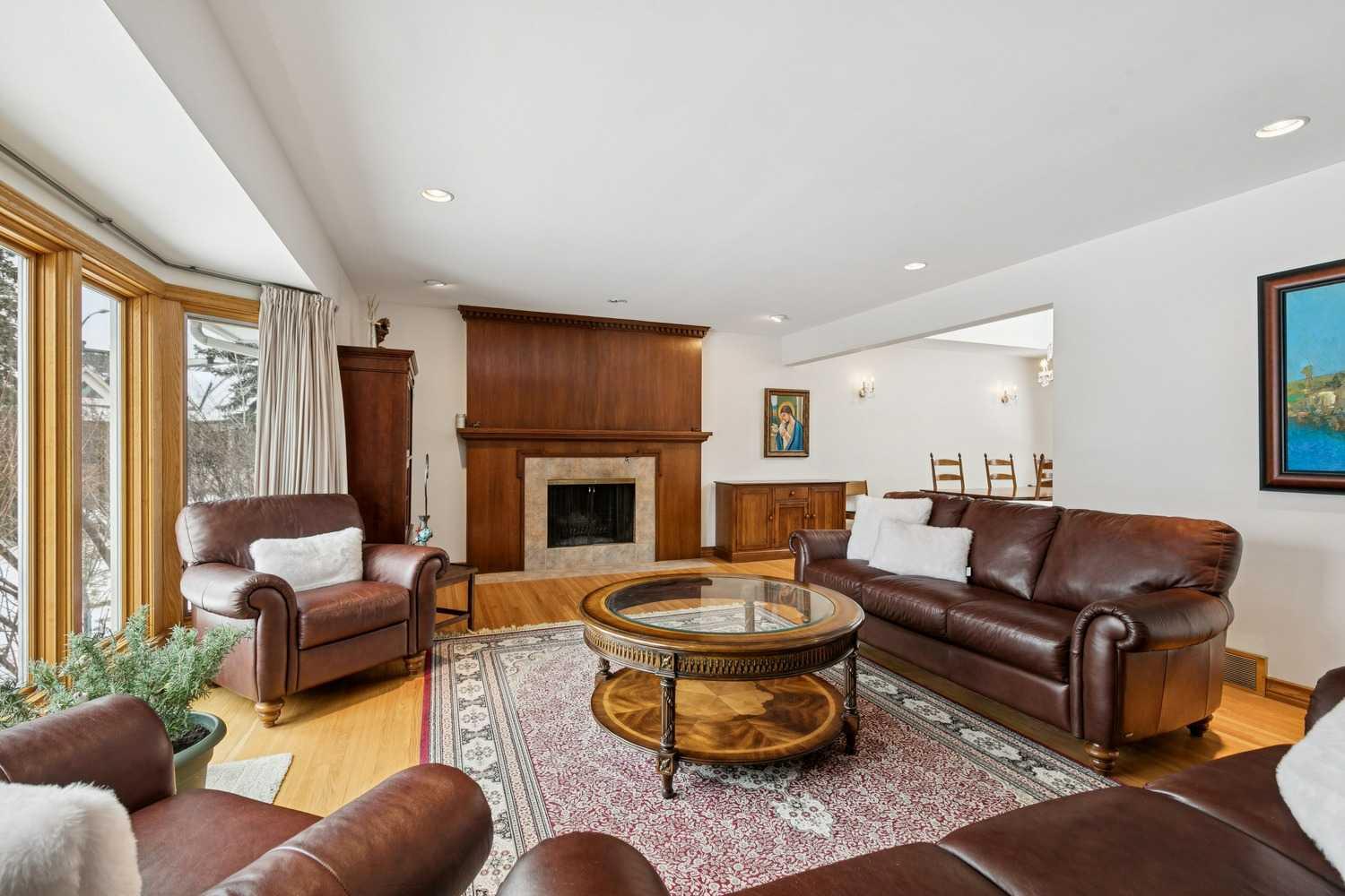 4104 Crestview Road SW