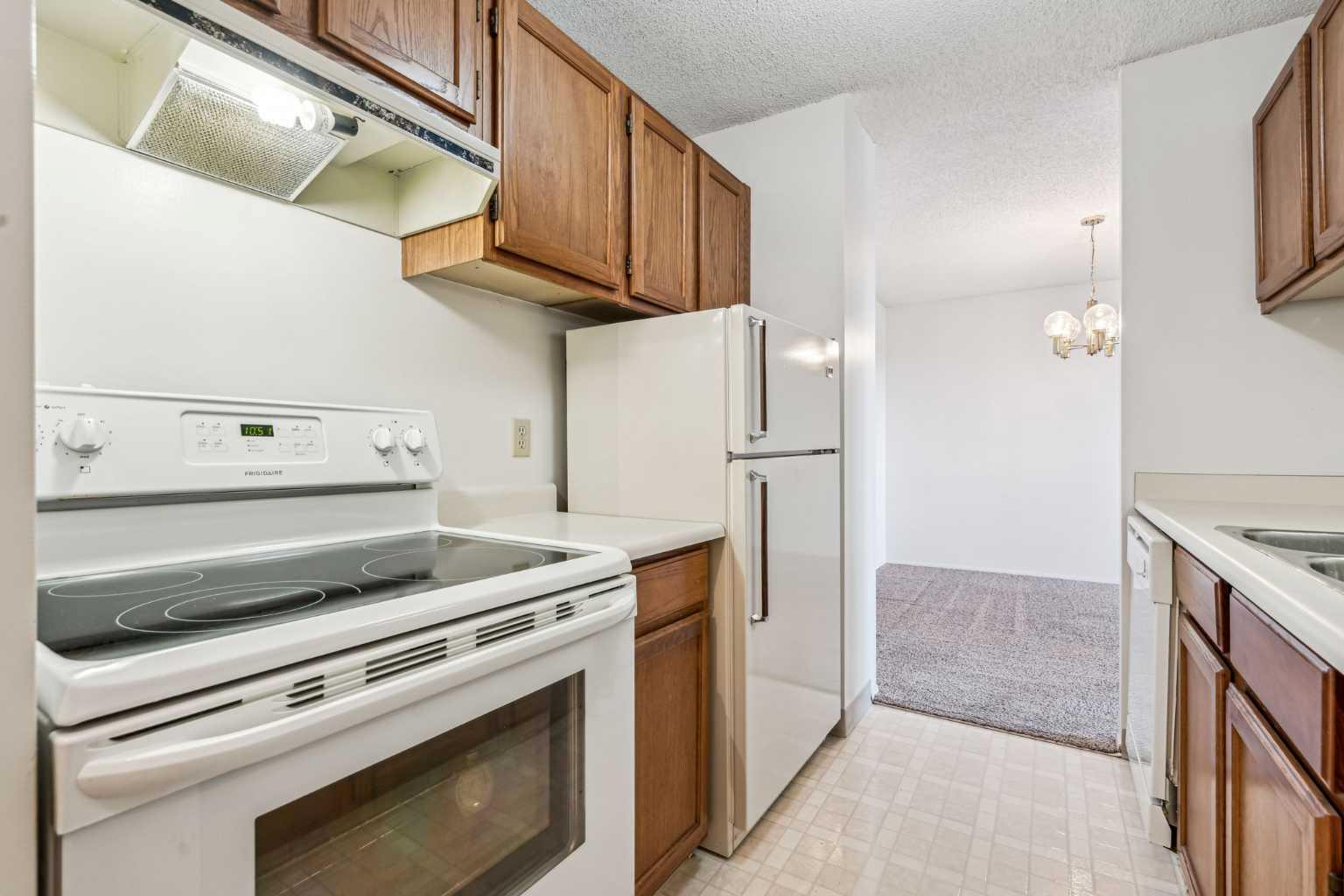 924 14 Avenue SW 1609