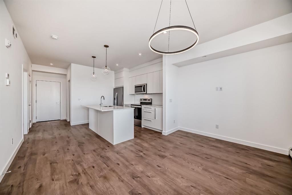 60 Skyview Ranch Road NE 1307