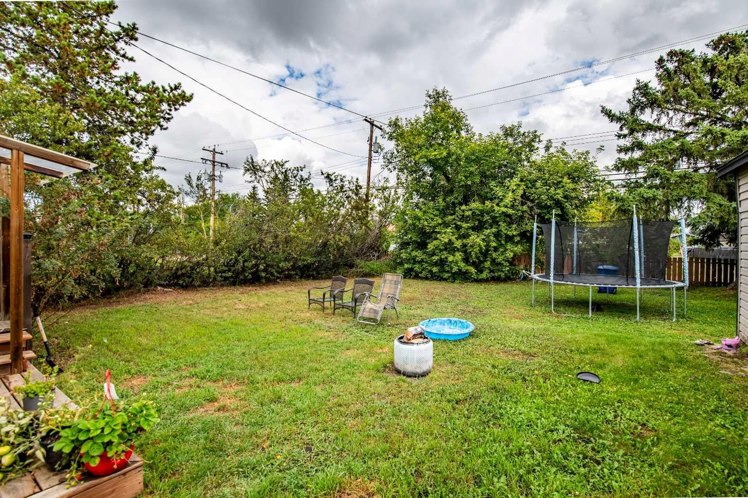 5107 Broadway Avenue