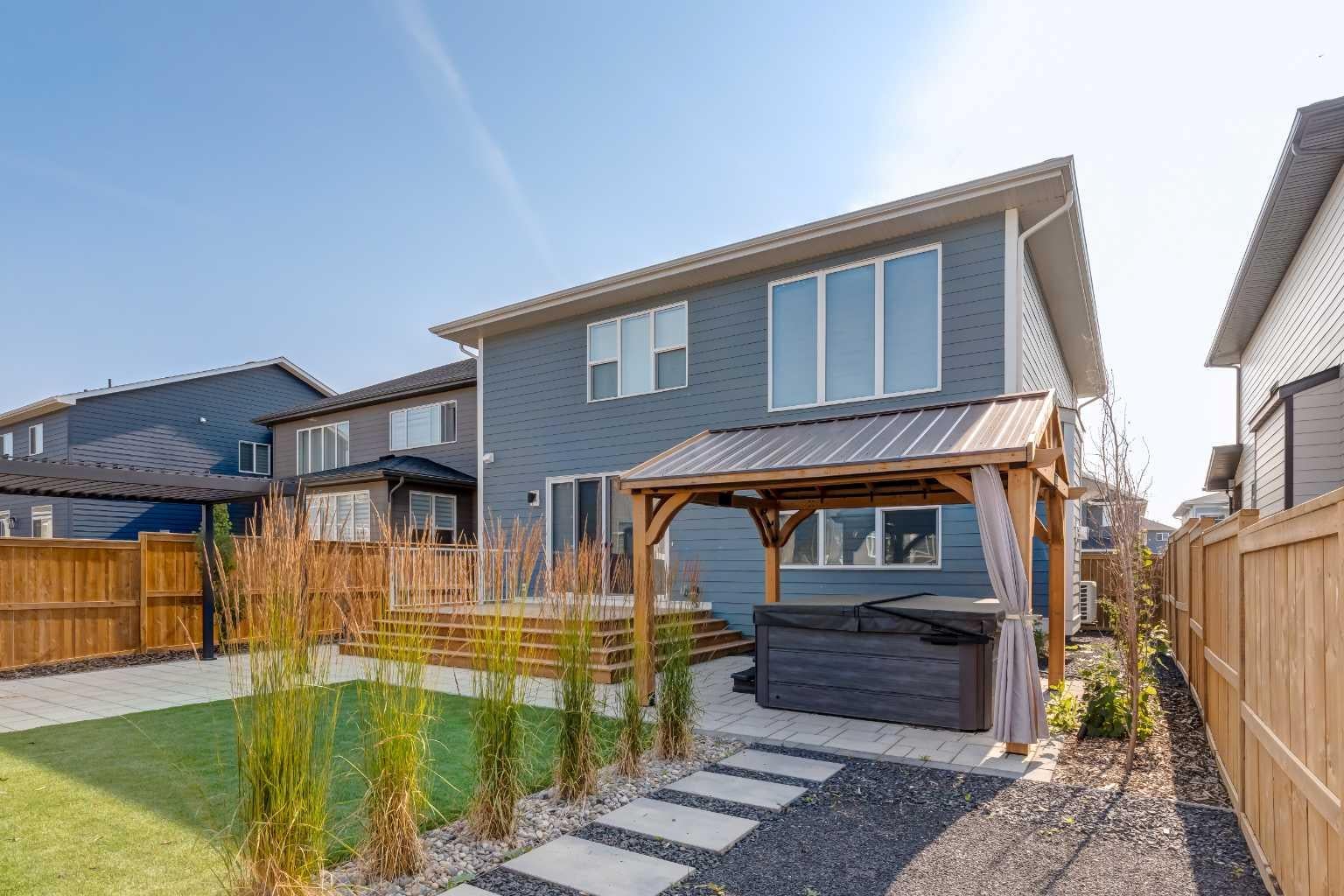 18 South Shore Bay
