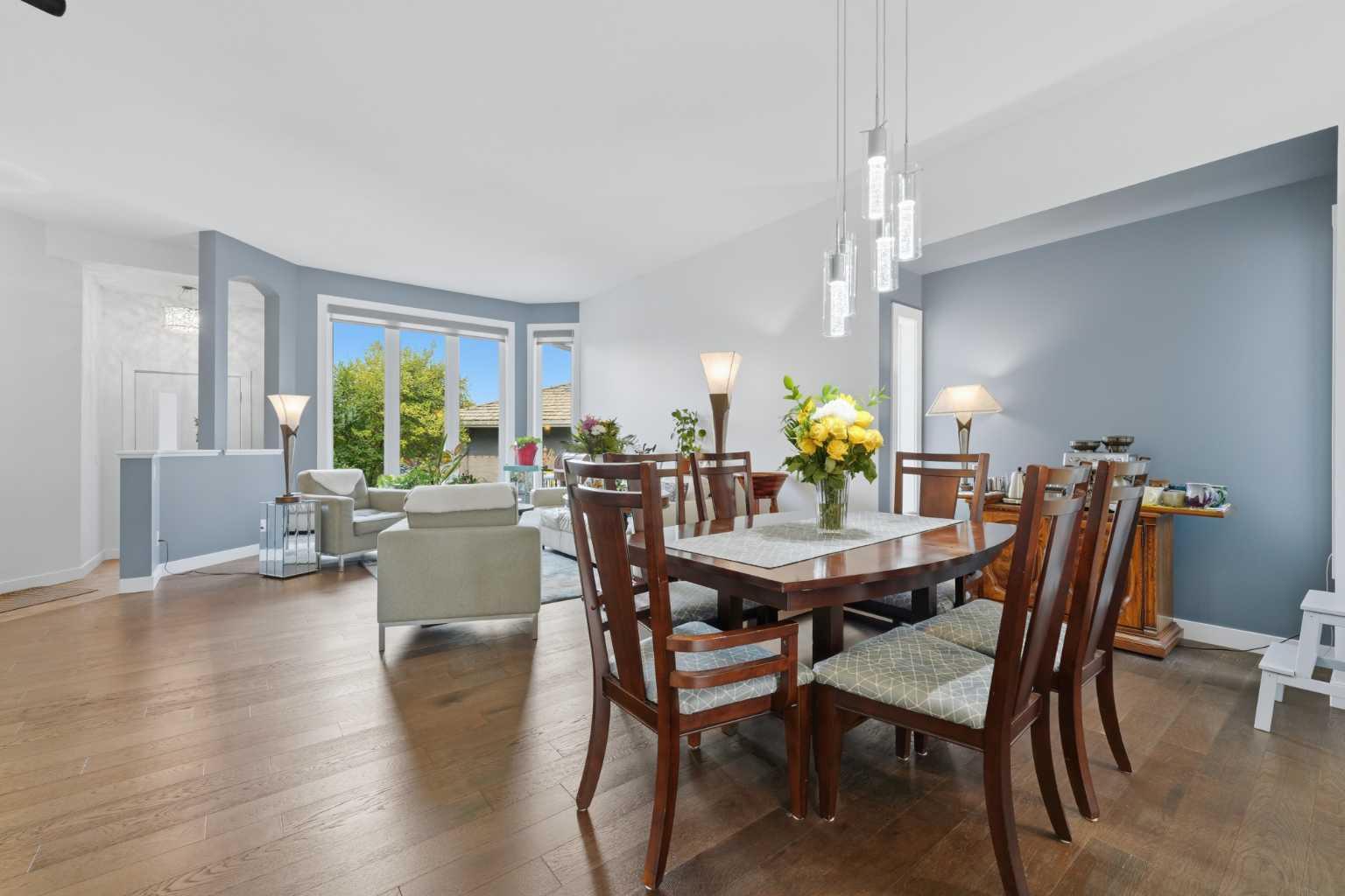 427 Douglas Ridge Mews SE