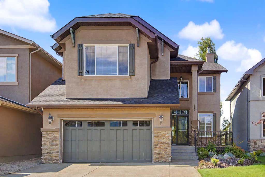 Photo of 14 Panatella Crescent NW, Calgary, AB T3K 0H4 (MLS # A2316693)