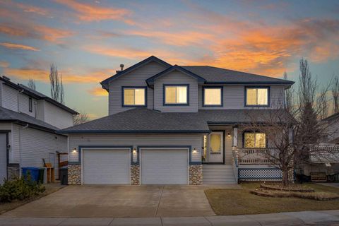 Photo of 113 West Creek Pond, Chestermere, AB T1X 1H4 (MLS # A2302134)