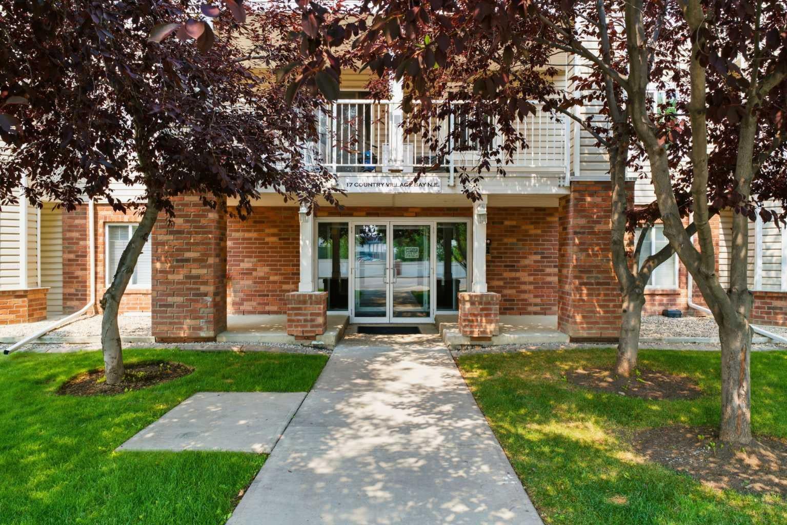 17 Country Village Bay NE 102