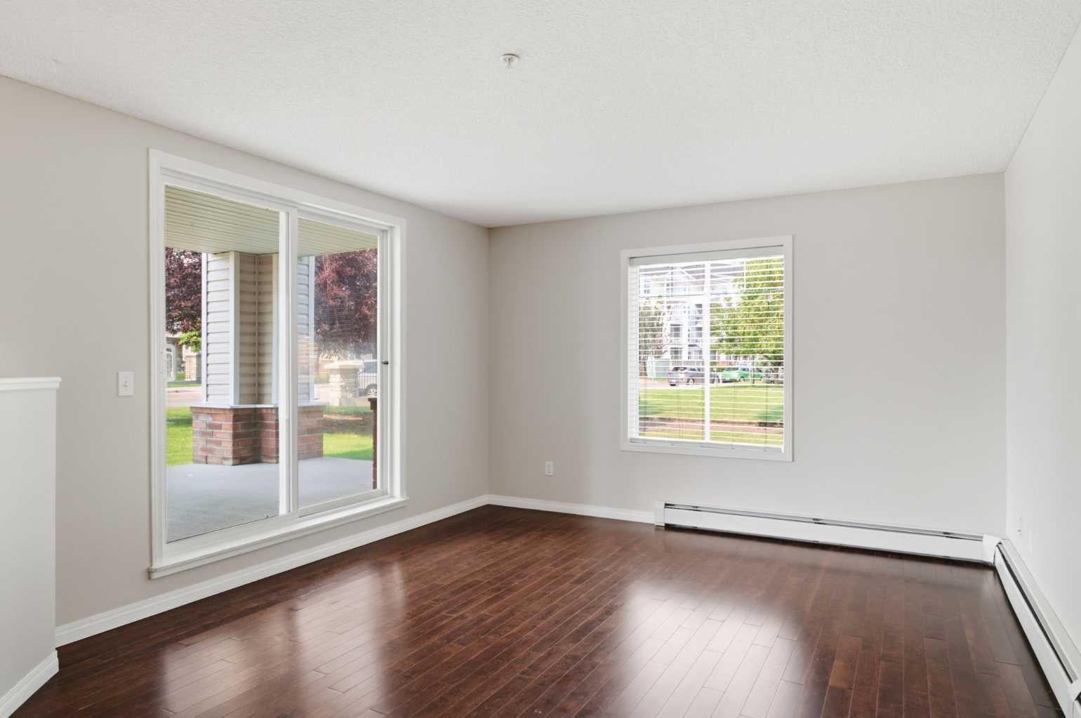 17 Country Village Bay NE 102