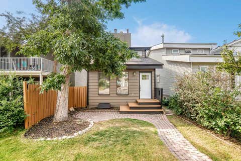 Photo of 2208 ALEXANDER Street SE, Calgary, AB T2G 4J6 (MLS # A2314662)