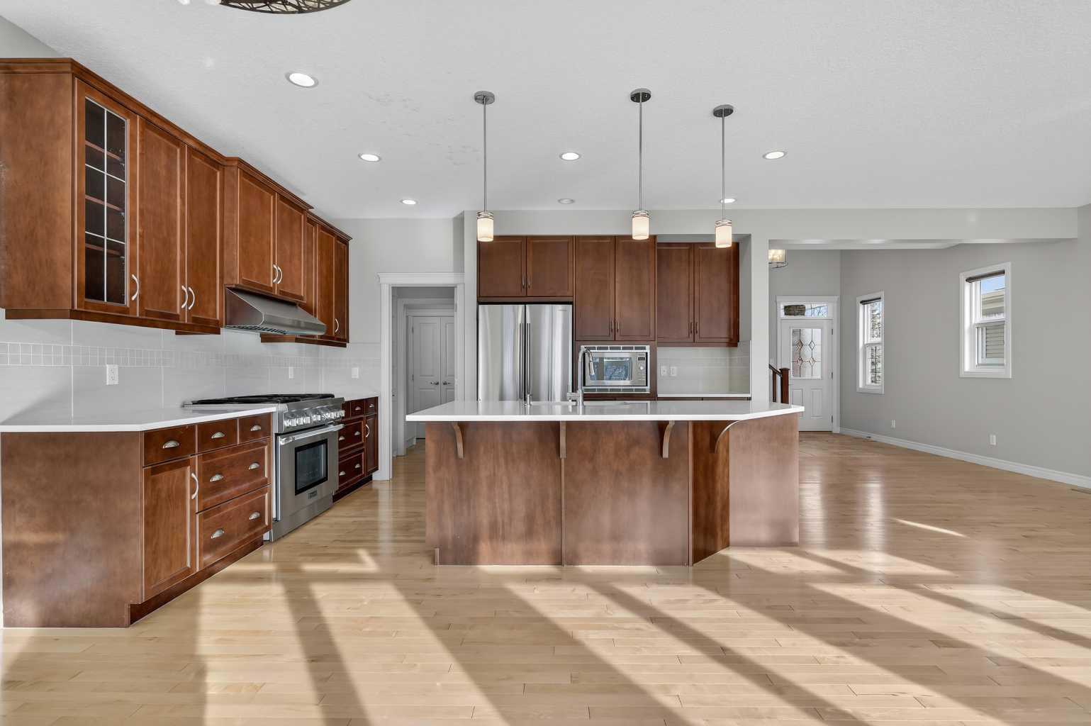 182 Cranarch Place SE