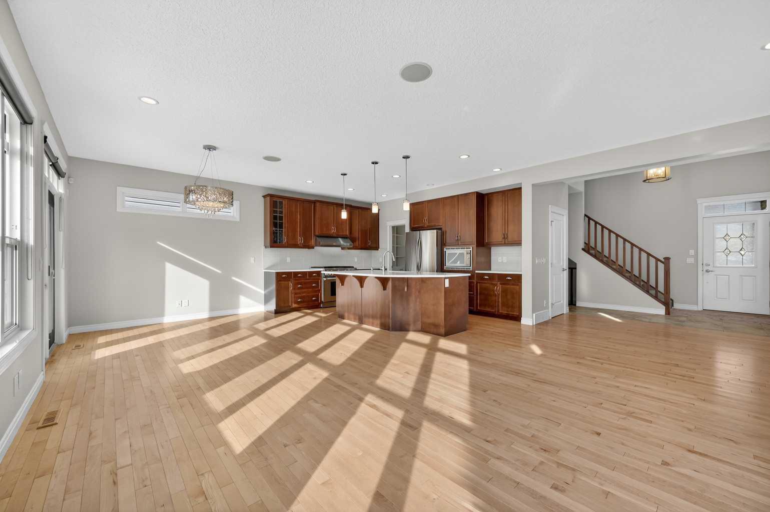 182 Cranarch Place SE