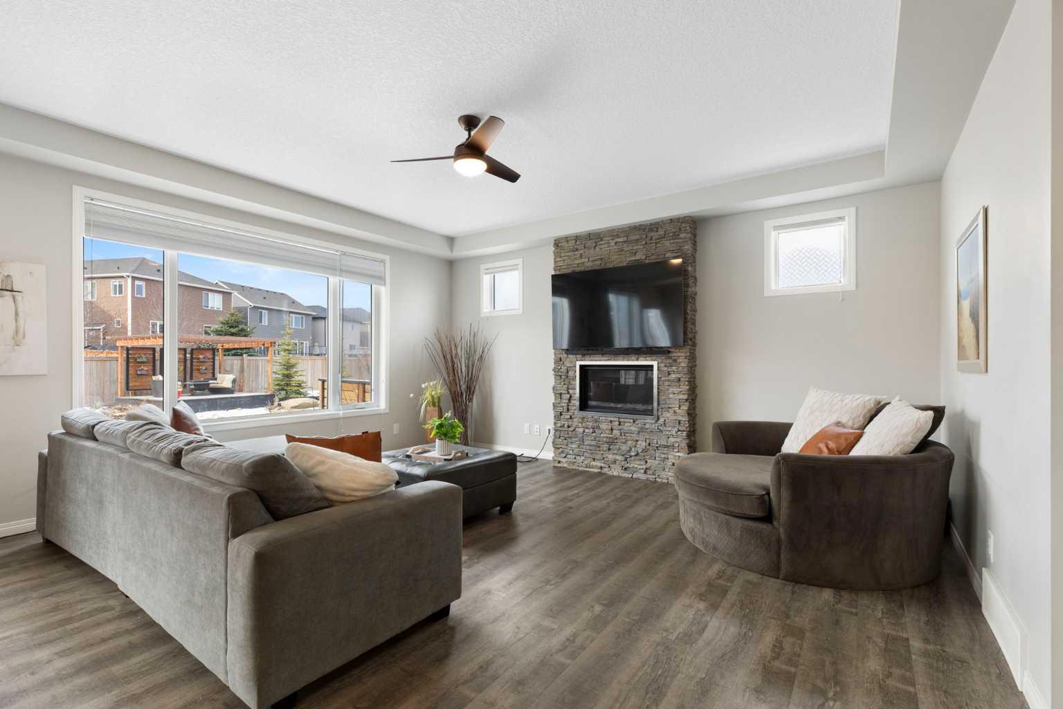 1 Osborne Common SW