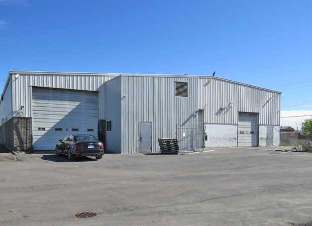 16 Street Street SE 4202