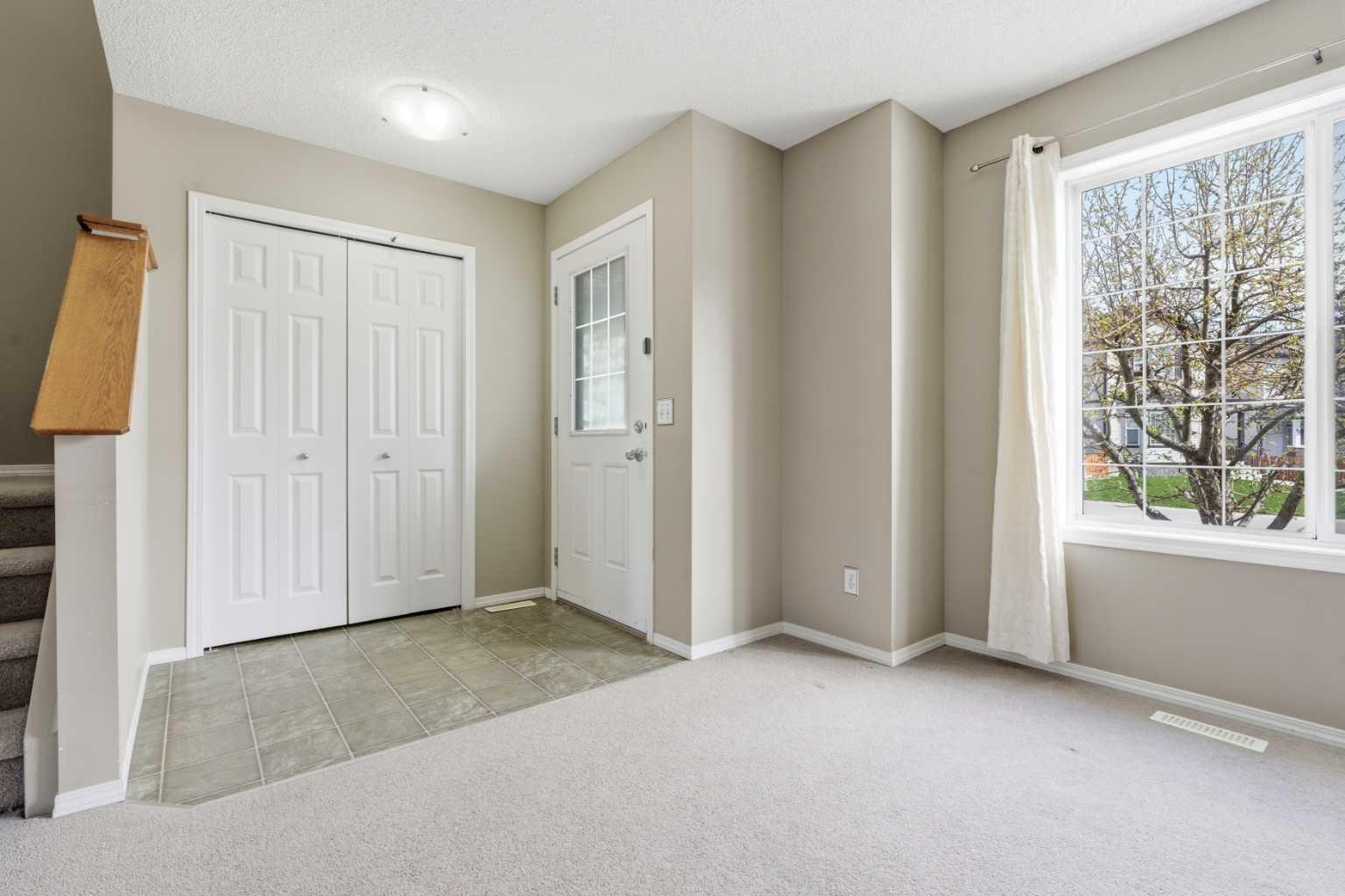 49 Evermeadow Manor SW